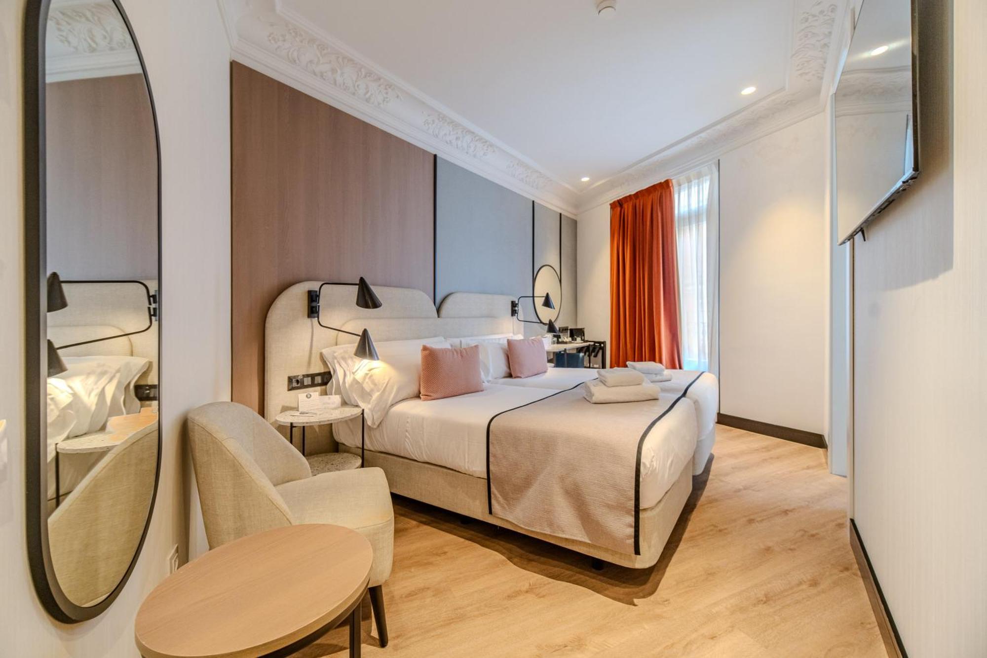 Soho Boutique Turia Hotel Валенсия Екстериор снимка