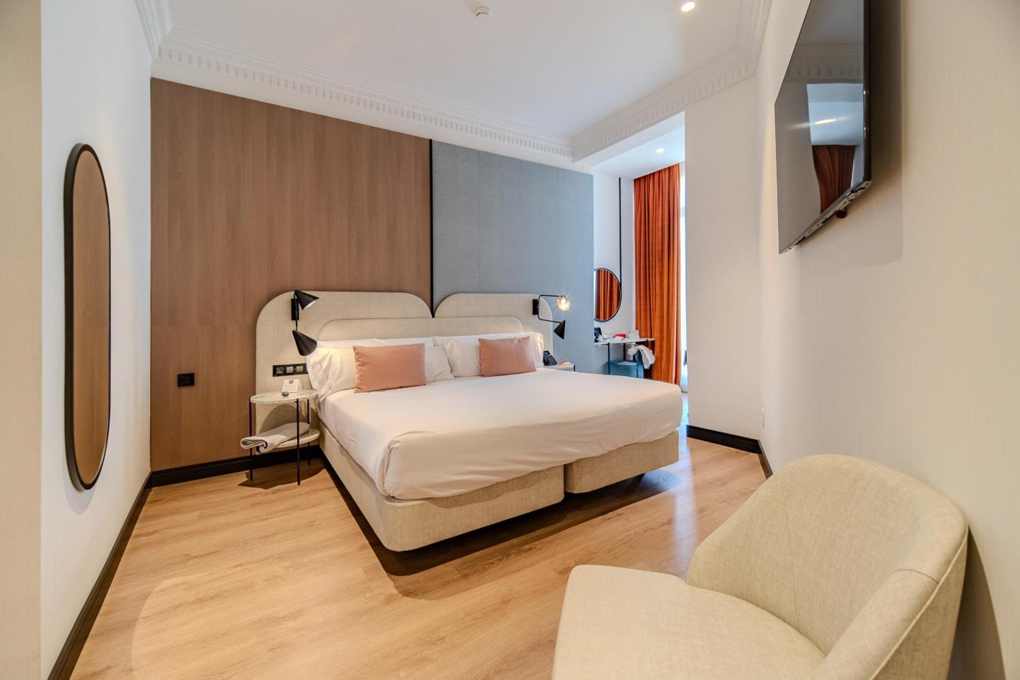 Soho Boutique Turia Hotel Валенсия Екстериор снимка