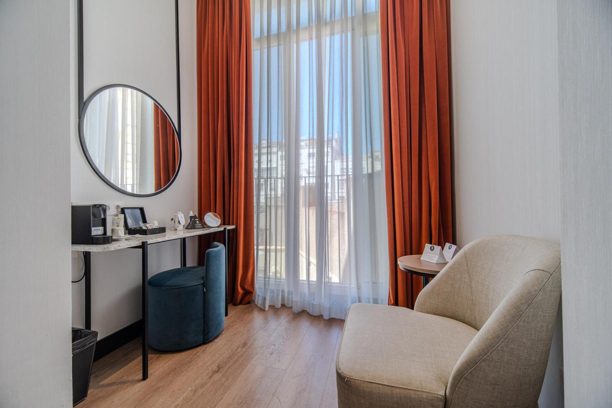 Soho Boutique Turia Hotel Валенсия Екстериор снимка